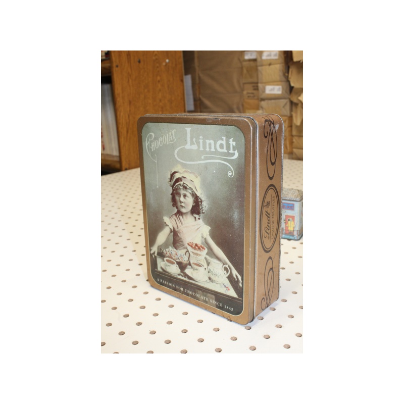 Item: 102215 - Collectible Holiday Tin Container