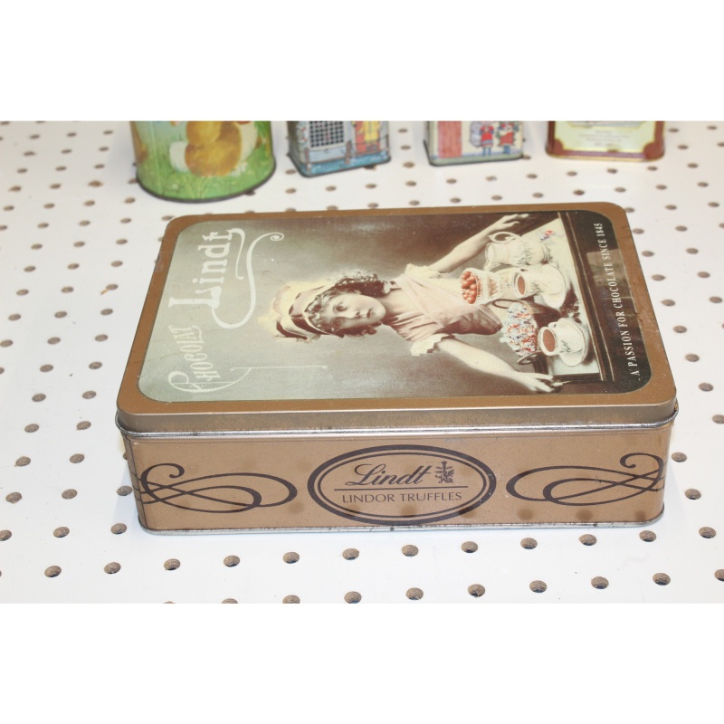 Item: 102215 - Collectible Holiday Tin Container