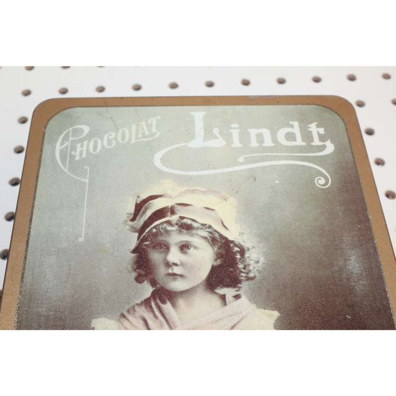 Item: 102215 - Collectible Holiday Tin Container