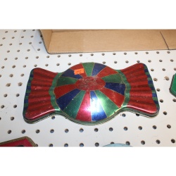 Item: 102220 - Misc Lot of Collectible Holiday Tin Container Lids