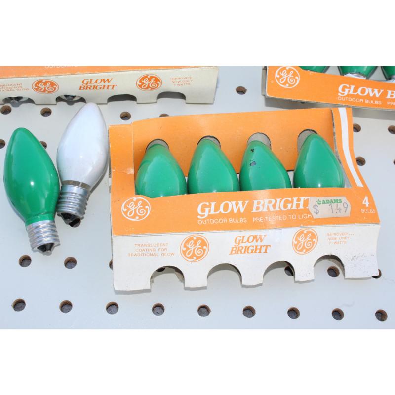 Item#: 102310 Vintage lot of glow bright outdoor Christmas light  bulbs C9-CC
