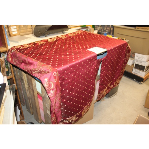 Gorgeous High Quality Rodeo Home Christmas Tree Skirt 56" Square