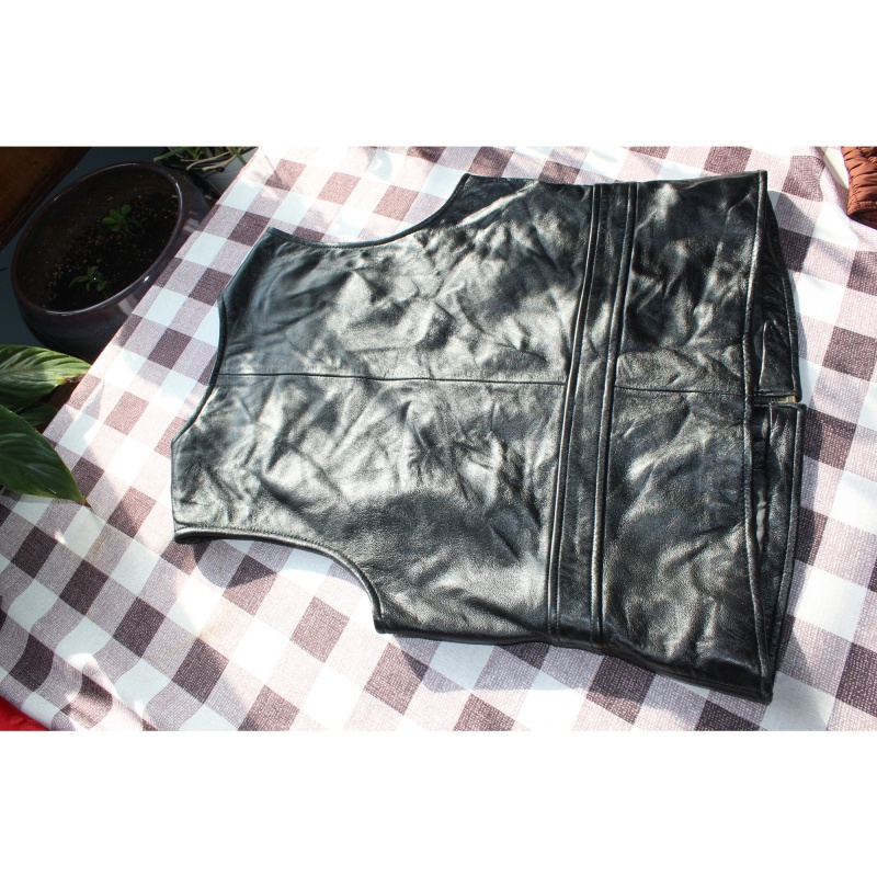 WOMANS RERN GARSON BLACK VEST SIZE P LARGE