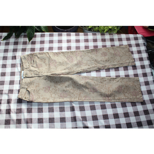 WOMANS CROFT AND BARROW TAN FLORAL STRETCH JEANS SIZE 6