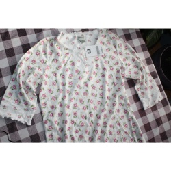 WOMANS CLASSIC ELEMENTS FLORAL NIGHT GOWN SIZE MEDIUM