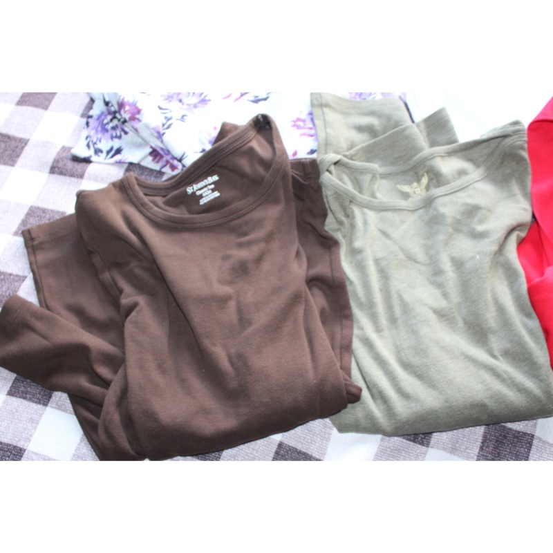 WOMANS LOT OF LONG SLEEVE SHIRTS SIZE SMALL - Some New with tags