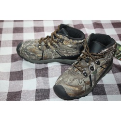 BOYS OZARK TRAIL CAMO HIKER BOOTS SIZE 1, 