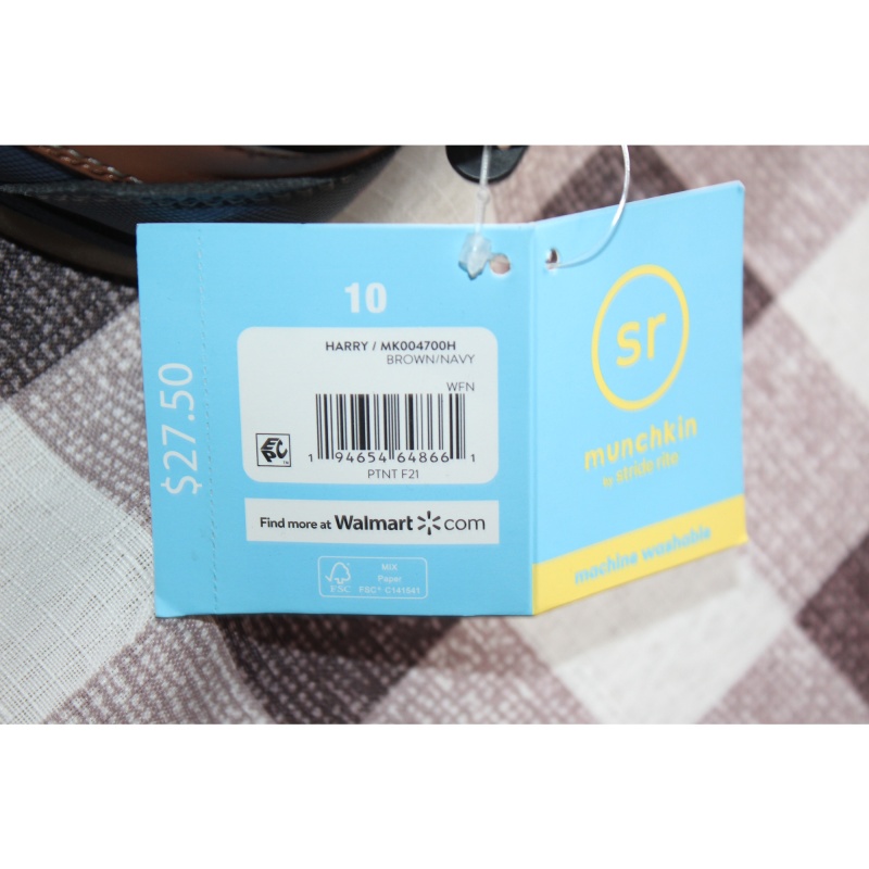 BOYS MUNCHKIN BOOTS SIZE 10