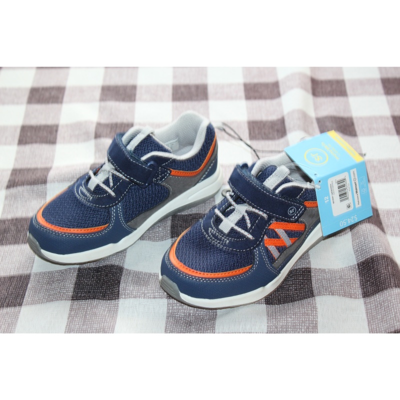BOYS MUNCHKIN SNEAKERS SIZE 12