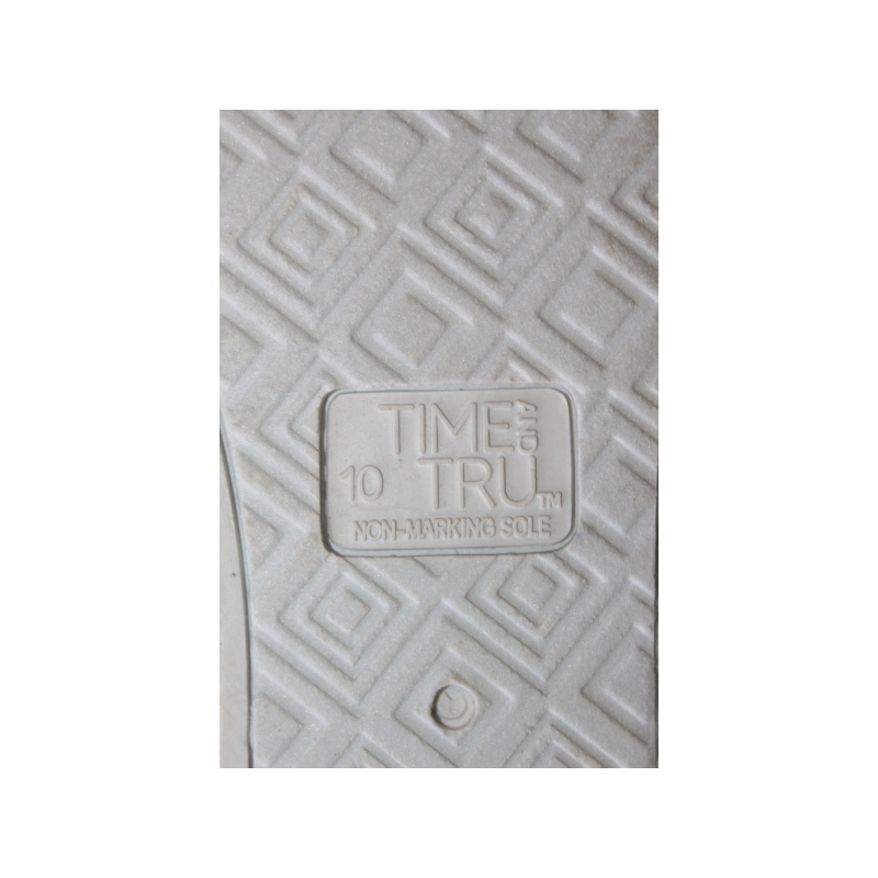 WOMANS TIME AND TRU CANVAS SNEAKERS SIZE 10
