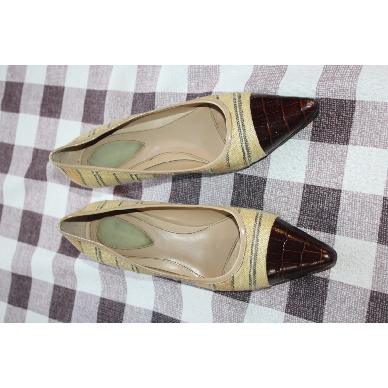 WOMANS LIZ CLAIBORNE FLEX HEELS SIZE 7 ½