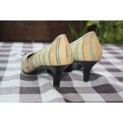 WOMANS LIZ CLAIBORNE FLEX HEELS SIZE 7 ½