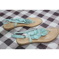 WOMANS ST. JOHNS BAY LIGHT BLUE SANDAL SIZE 7 ½