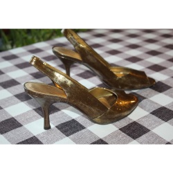 WOMANS ANTONIO COPPER/GOLD HIGH HEEL SHOES SIZE 7 ½