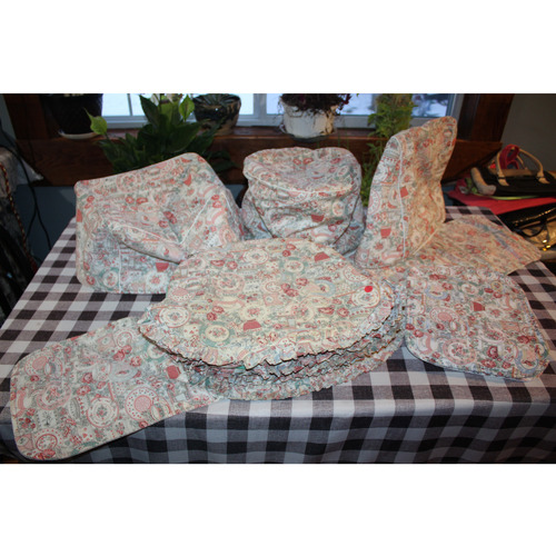 LOT OF SEAT COVERS , PLACE MATS , RUNNER AND APPLIANCE COVERS