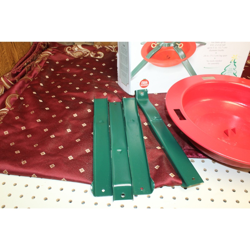 Jack-Post Christmas Tree Stand 5180-LC For Trees Up To 8 Feet - NIB