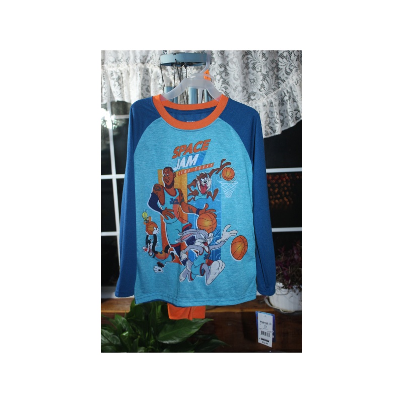 BOYS SPACE JAMS PAJAMAS NWT SIZE 6/7