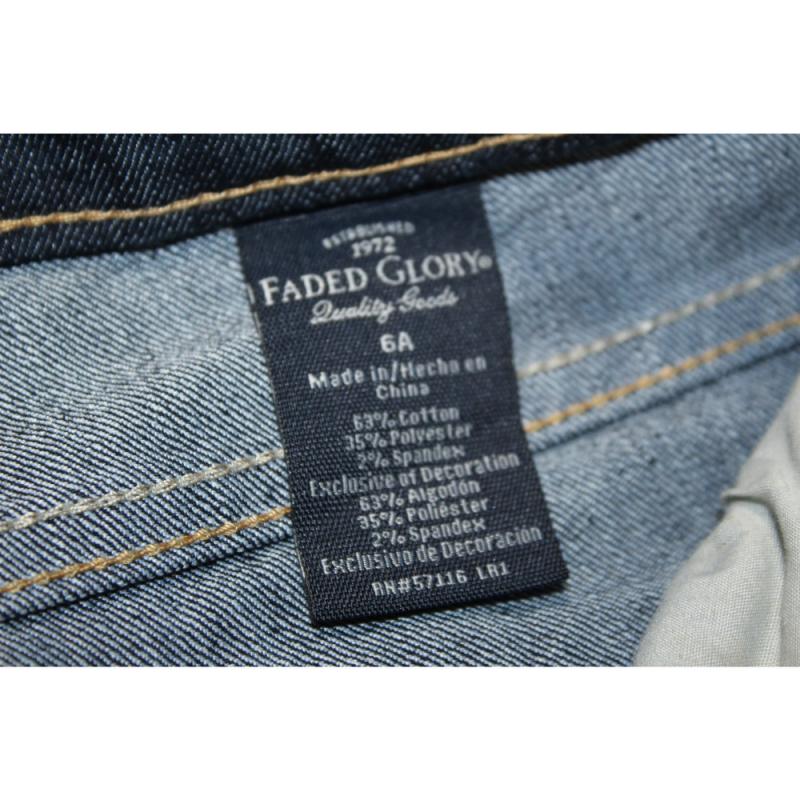 WOMANS FADED GLORY JEANS SIZE 6 A