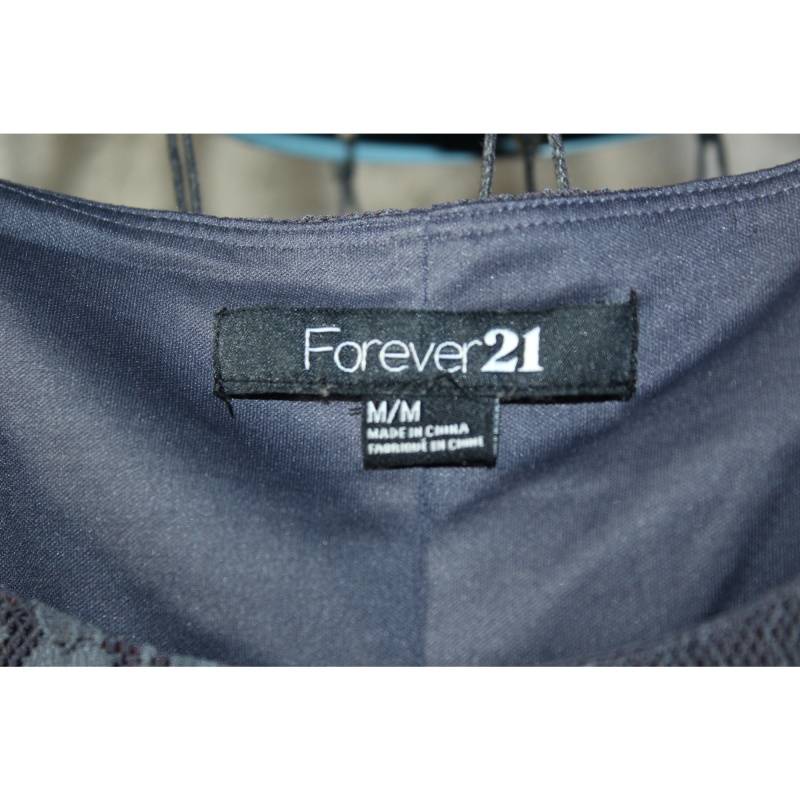 WOMANS FOREVER 21 GREY MINI DRESS SIZE MEDIUM