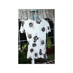 WOMANS CANDIES TOP SIZE X SMALL