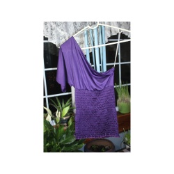 WOMANS CHARLOTTE RUSSE TOP SIZE SMALL