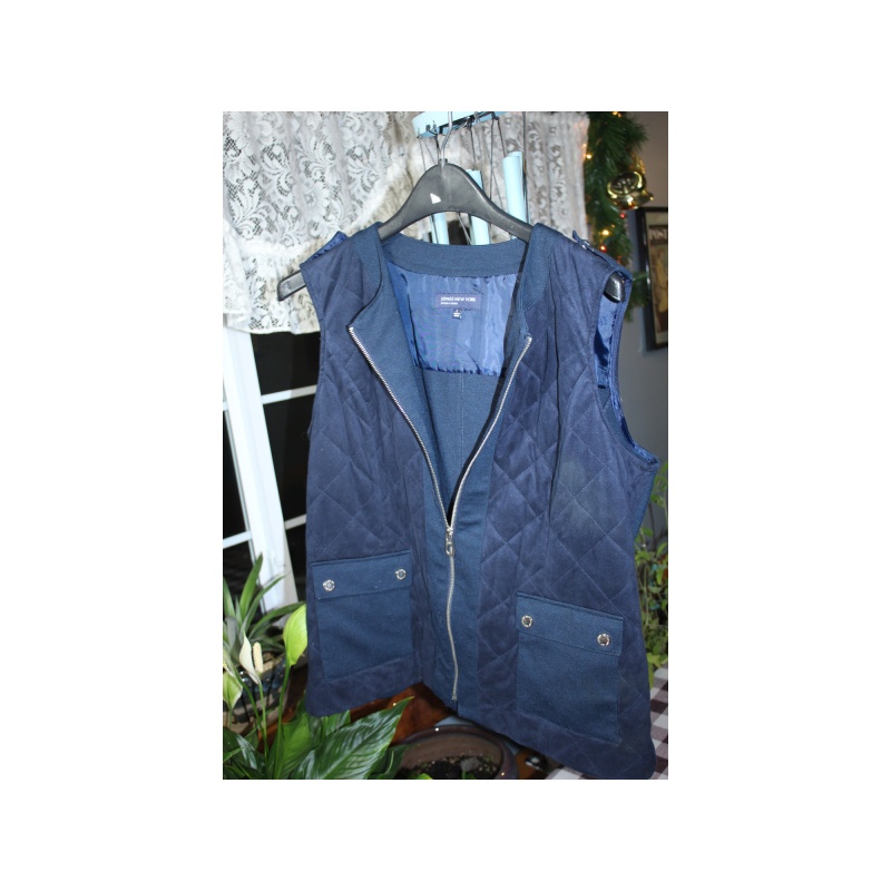 WOMANS JONES OF NEW YORK NAVY VEST SIZE LARGE