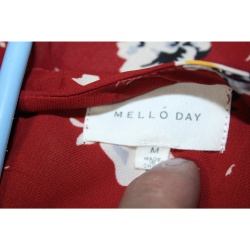 WOMANS MELLO DAY TOP SIZE MEDIUM