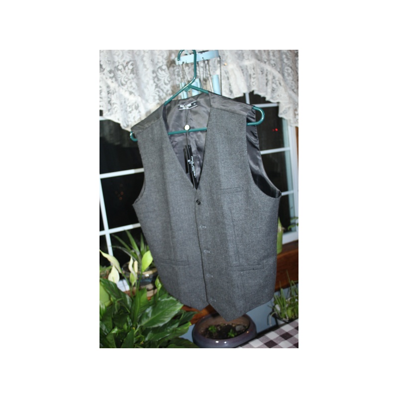 MENS PAUL JONES GREY VEST NWT SIZE SMALL