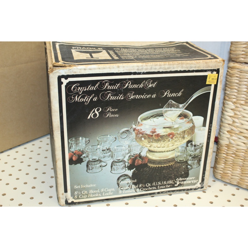 Vintage Jeannette Glass Crystal Fruit 8 Qt. Punch Bowl & 7 Cups - Model 2417-18