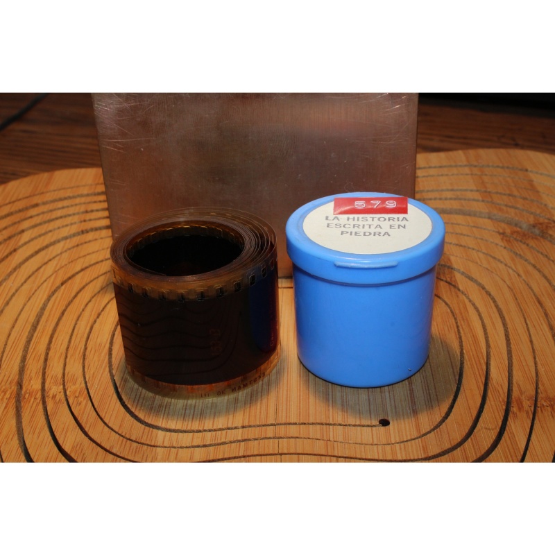 Vintage Filmstrip 579: La Historia Escrita En Piedra