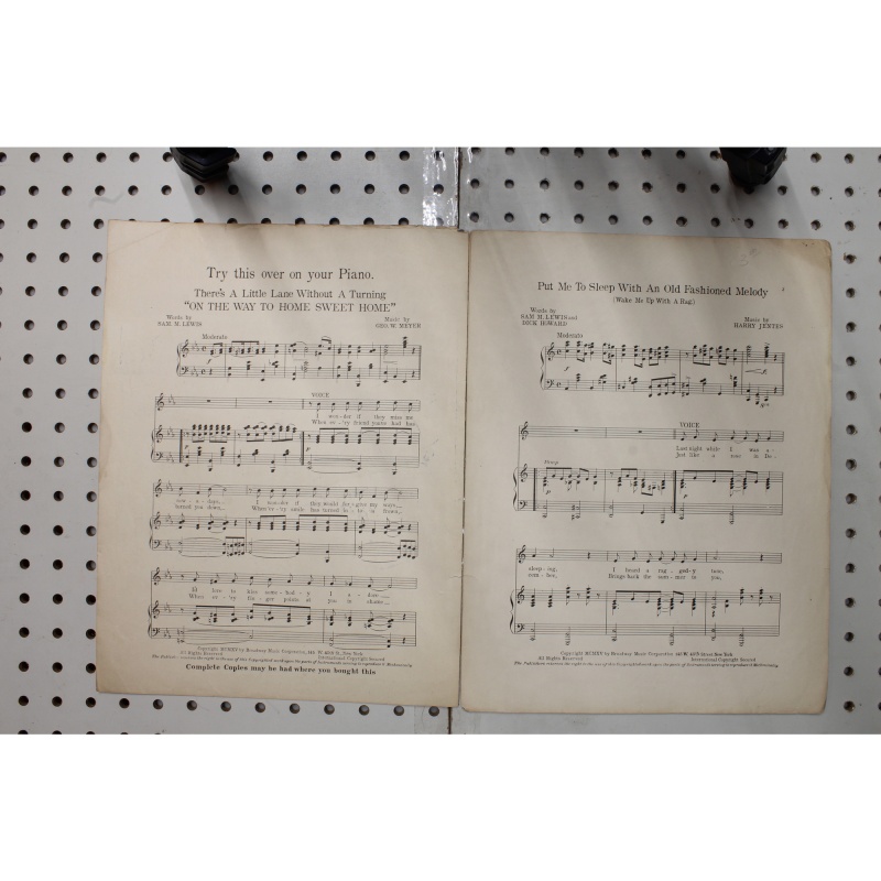 1915 - Put me to sleep with an old-fashioned melody - Sheet Music