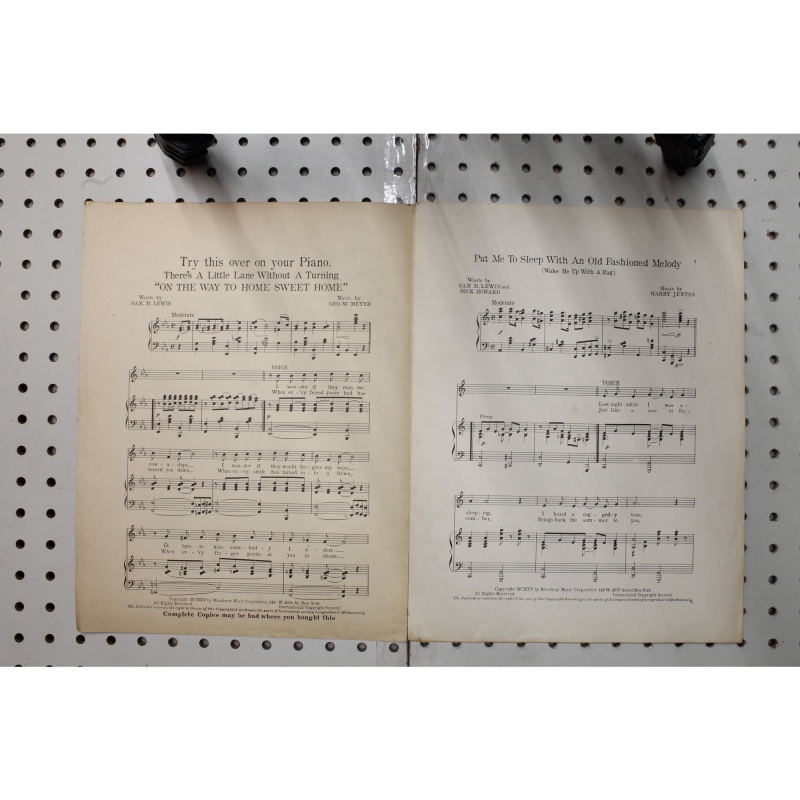 1912 - Put me to sleep with an old-fashioned melody - Sheet Music