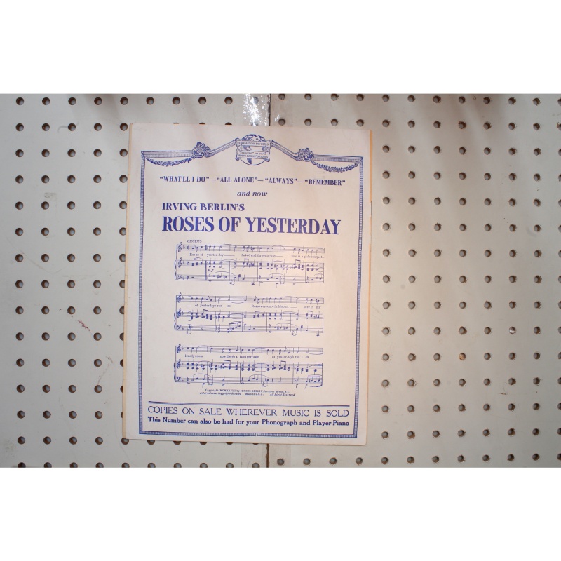 1928 - Theres a rainbow around my shoulder - Sheet Music