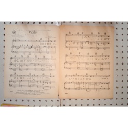 1931 - Paradise a woman commands - Sheet Music