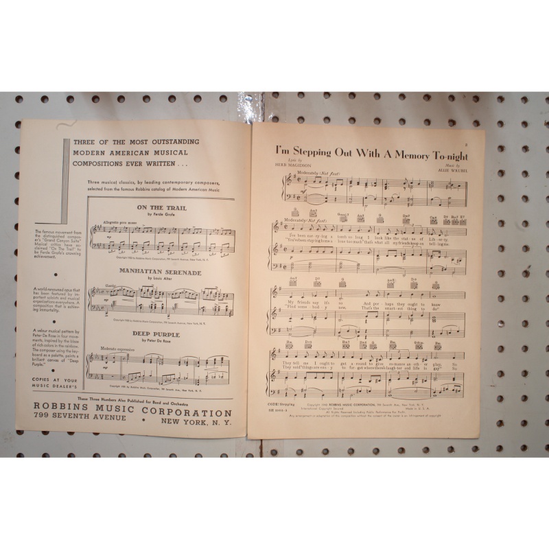 1940 - Im stepping out with a memory tonight - Sheet Music