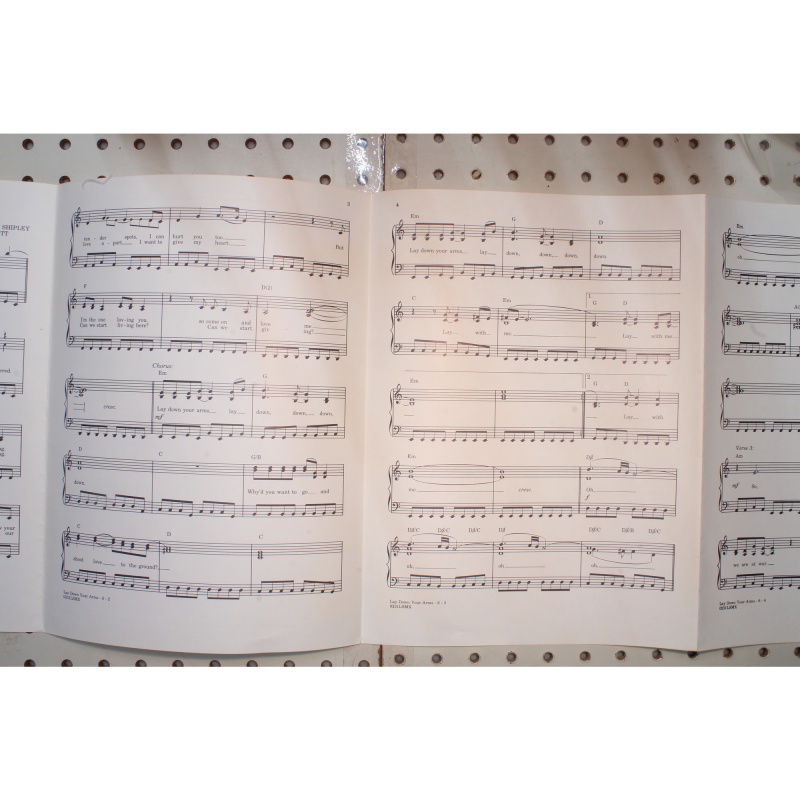 1989 - Lay down your arms the graces - Sheet Music