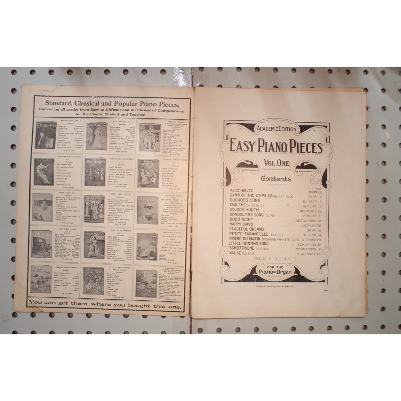 1953 - Easy piano pieces volume 1 - Sheet Music