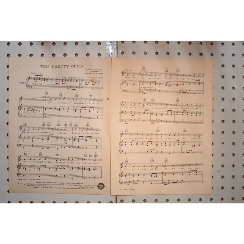 1937 - 10 pretty girls Abe Lyman - Sheet Music