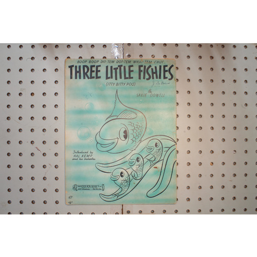 1939 - THREE LITTLE FISHIES BY SAXIE DOWELL - Sheet Music