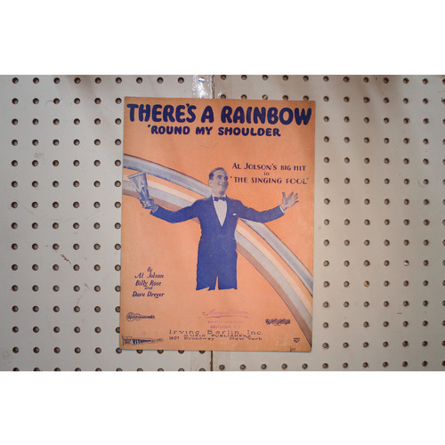 1928 - THERES A RAINBOW ROUND MY SHOULDER AL JOLSONS BIG HIT IN "THE SINGING