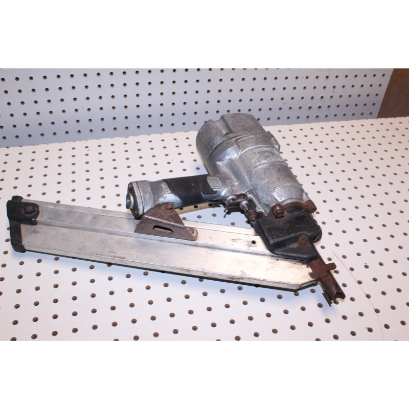 Hitachi pneumatic air nail gun