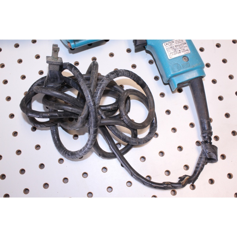 Mikita drywall screw gun