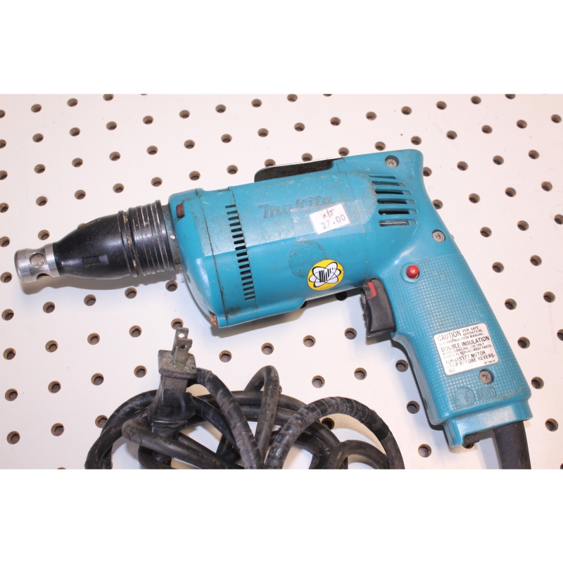 Mikita drywall screw gun