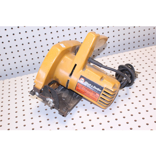 Black & Decker circular saw