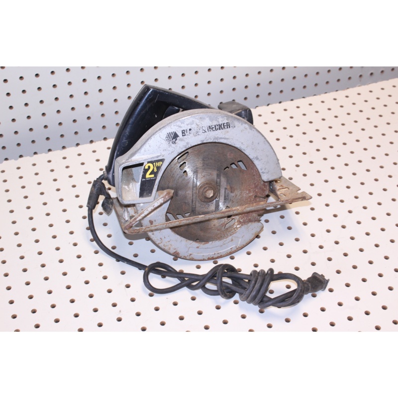 Black & Decker circular saw