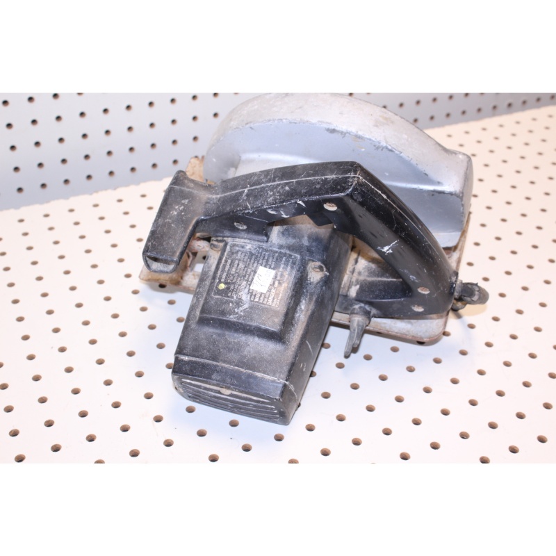 Black & Decker circular saw