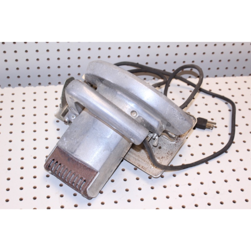 Vintage trustworthy circular saw model number 96250