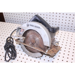 Black & Decker circular saw model 7391