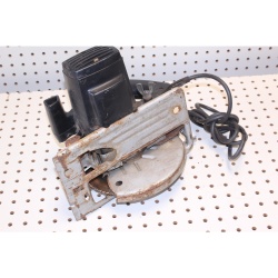 Black & Decker circular saw model 7391