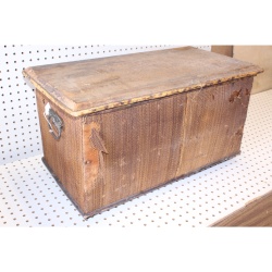 Nice early vintage lift top chest needs repair and refinishing